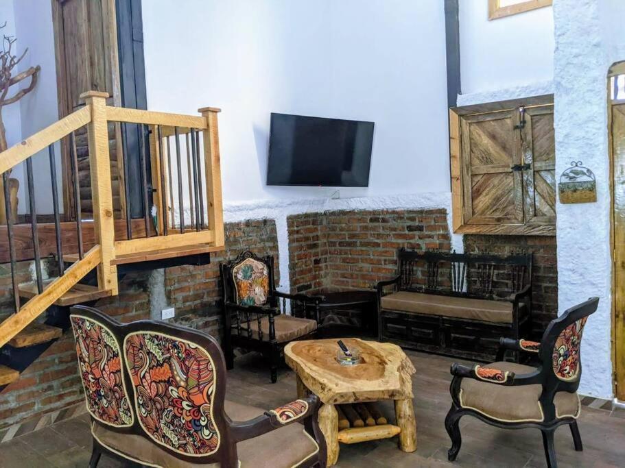 El Encanto Mountain Cabin Саленто Екстер'єр фото